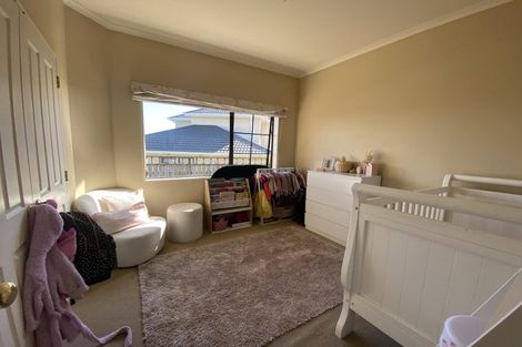 Photo of property in 11 Coventry Close, Ascot Park, Porirua, 5024