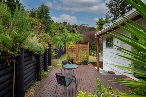 Photo of property in 2/104 Tosswill Road, Tahunanui, Nelson, 7011