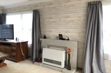 Photo of property in 22 Stanley Street, Levin, 5510