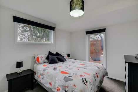 Photo of property in 4 Saunders Place, Redwood, Christchurch, 8051