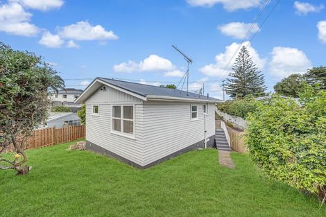 Photo of property in 13 Mclennan Road, Mount Wellington, Auckland, 1062