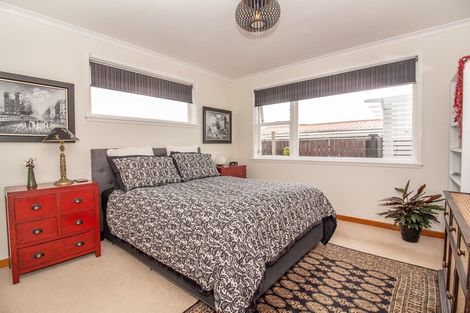 Photo of property in 94 Derby Street, Westport, 7825