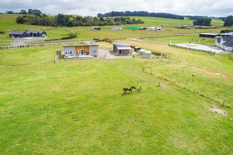 Photo of property in 33 Meavy Lane, Ashhurst, Palmerston North, 4470