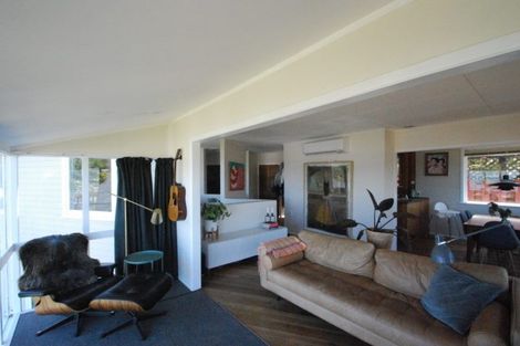 Photo of property in 36 Rakeiora Grove, Korokoro, Lower Hutt, 5012