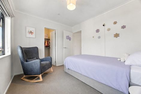 Photo of property in 1/86 Tamatea Road, Taupo, 3330