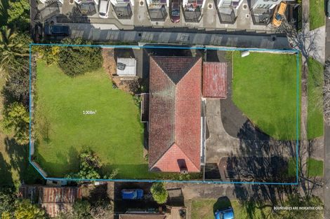 Photo of property in 23 Humphrey Kemp Avenue, Henderson, Auckland, 0612