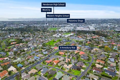 Photo of property in 8 Amesbury Rise, Henderson, Auckland, 0612