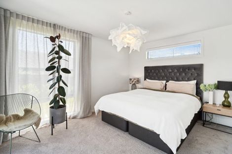 Photo of property in 9 Centre Crescent, Wanaka, 9305