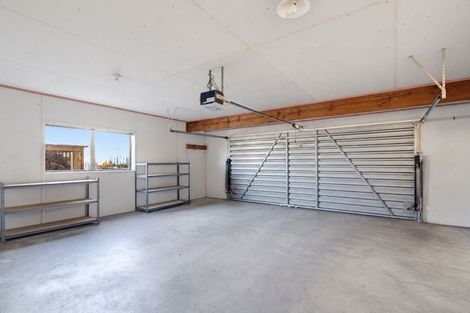 Photo of property in 35 Domain Road, Waipawa, 4210
