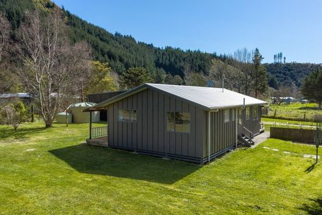 Photo of property in 137 Wakamarina Road, Canvastown, Havelock, 7178