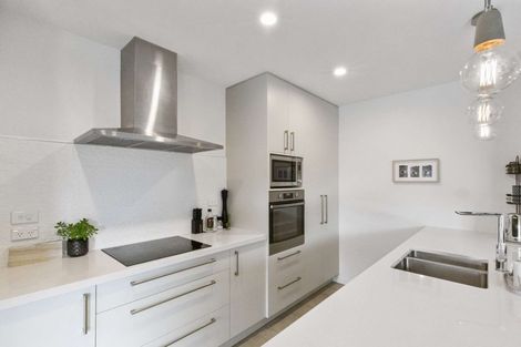 Photo of property in 26 Harding Drive, Papamoa Beach, Papamoa, 3118