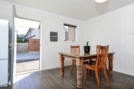 Photo of property in 27 Chiefs Court, Hamilton East, Hamilton, 3216