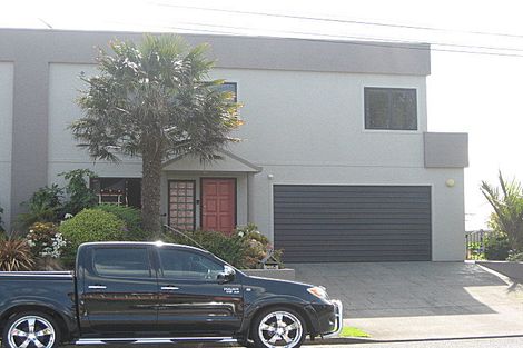Photo of property in 1/20 Fulford Street, New Plymouth, 4310