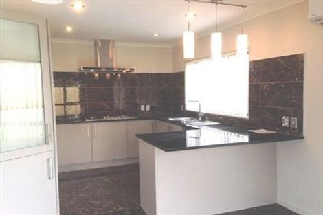 Photo of property in 116a Royal Road, Massey, Auckland, 0614