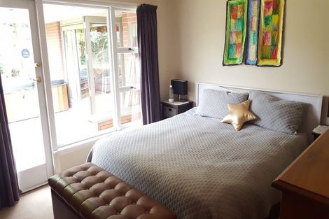 Photo of property in 205a Matsons Avenue, Papanui, Christchurch, 8053