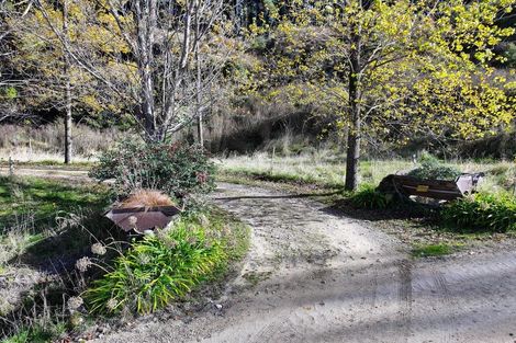 Photo of property in 1305 Opaki Kaiparoro Road, Mauriceville, Masterton, 5882