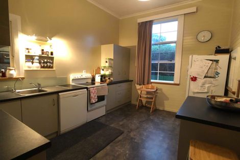 Photo of property in 129 Iranui Road, Inner Kaiti, Gisborne, 4010