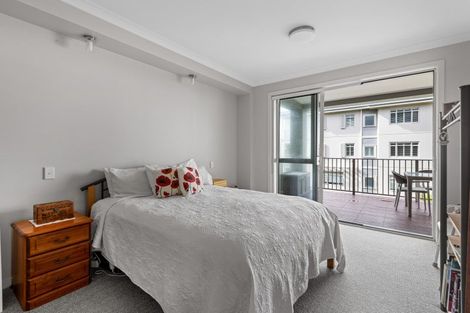 Photo of property in 30 Eaves Bush Parade, Orewa, 0931