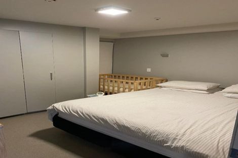 Photo of property in The Capital, 7/370 Oriental Parade, Oriental Bay, Wellington, 6011