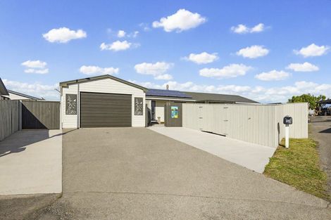 Photo of property in 29 Matakane Street, Waitarere Beach, Levin, 5510