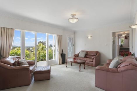 Photo of property in 110 Takahe Road, Titirangi, Auckland, 0604