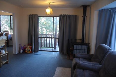 Photo of property in 23 Dominica Crescent, Grenada Village, Wellington, 6037