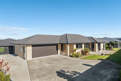 Photo of property in 42 Kowi Lakes Drive, One Tree Point, 0118