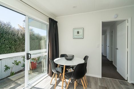 Photo of property in 108 Tamatea Road, Taupo, 3330