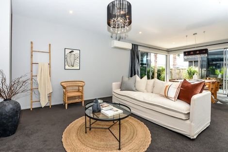 Photo of property in 12 The Rocks, Flagstaff, Hamilton, 3210