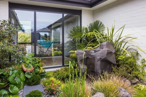 Photo of property in 62 Kenrigg Road, Kinloch, Taupo, 3377