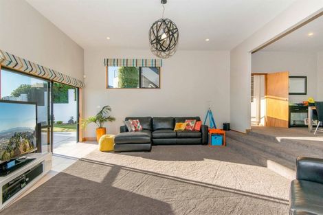 Photo of property in 15 Plains View, Mount Pleasant, Christchurch, 8081