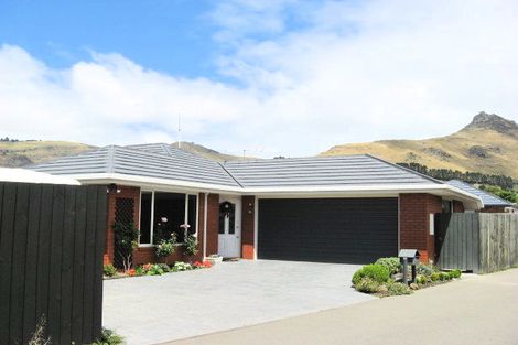 Photo of property in 16 Wendy Place, Heathcote Valley, Christchurch, 8022