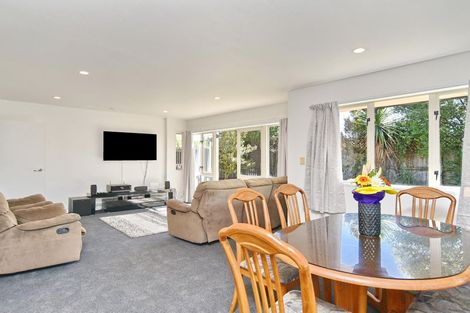 Photo of property in 142c Wainoni Road, Avondale, Christchurch, 8061