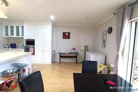 Photo of property in 73 Rosewell Crescent, Flat Bush, Auckland, 2019