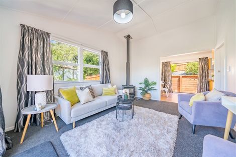 Photo of property in 17a Willis Grove, Wainuiomata, Lower Hutt, 5014