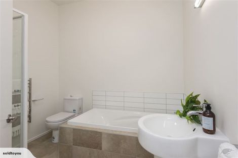 Photo of property in 289 Armagh Street, Christchurch Central, Christchurch, 8011