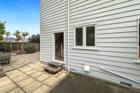 Photo of property in 107-109 Muritai Road, Eastbourne, Lower Hutt, 5013