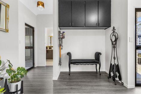 Photo of property in 62 Harvey Street, Waipahihi, Taupo, 3330