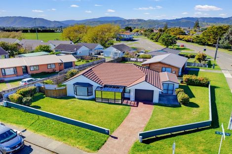 Photo of property in 10 Te Kupe Road, Paraparaumu Beach, Paraparaumu, 5032