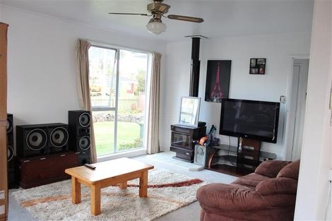 Photo of property in 365 Bucklands Beach Road, Bucklands Beach, Auckland, 2012