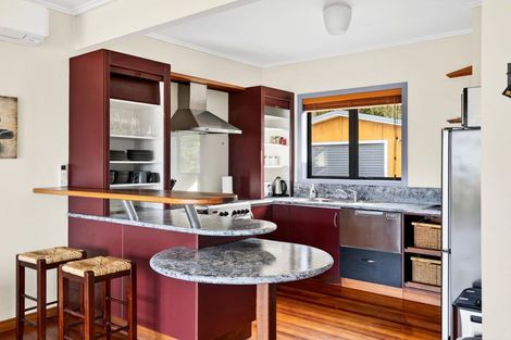 Photo of property in 49 Moana Road, Okitu, Gisborne, 4010