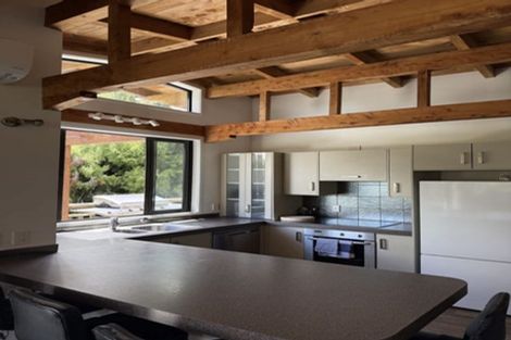 Photo of property in 4 Gradwell Place, Two Mile Bay, Taupo, 3330