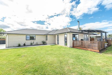Photo of property in 19 Poynter Place, Gonville, Whanganui, 4501