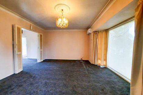 Photo of property in 15 Whiteacres Drive, Sunnyhills, Auckland, 2010