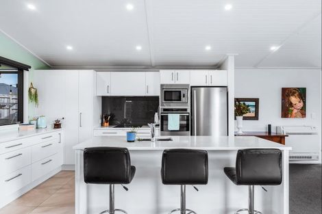 Photo of property in 10 Windsor Street, Richmond Heights, Taupo, 3330