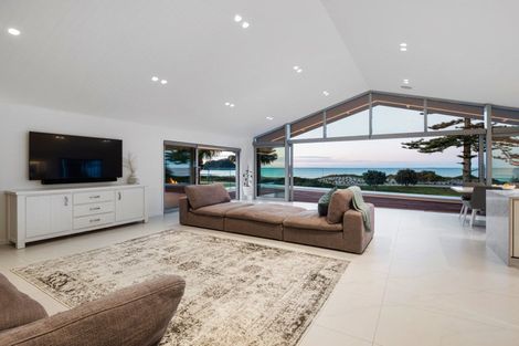 Photo of property in 88 Marine Parade, Mount Maunganui, 3116