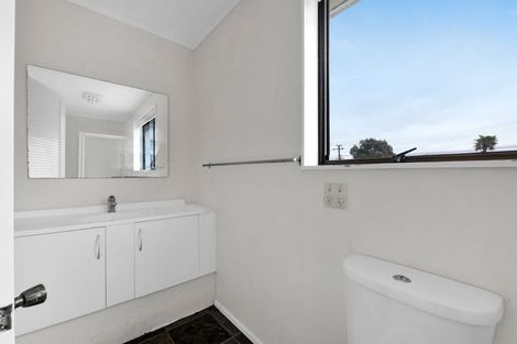 Photo of property in 117 Weraroa Road, Waverley, 4510