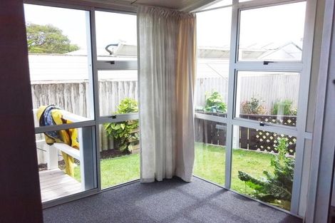 Photo of property in 3/4 Wynyard Street, Bell Block, New Plymouth, 4312