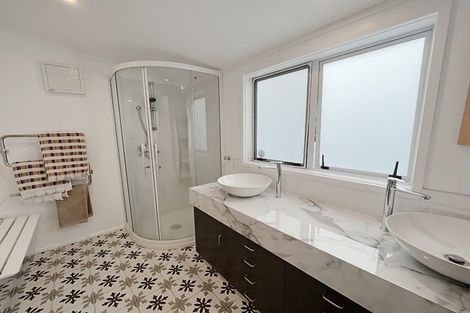 Photo of property in 10 Cremorne Avenue, Hokowhitu, Palmerston North, 4410