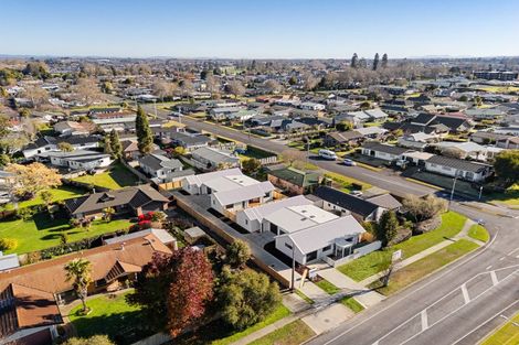 Photo of property in 247 Shakespeare Street, Leamington, Cambridge, 3432